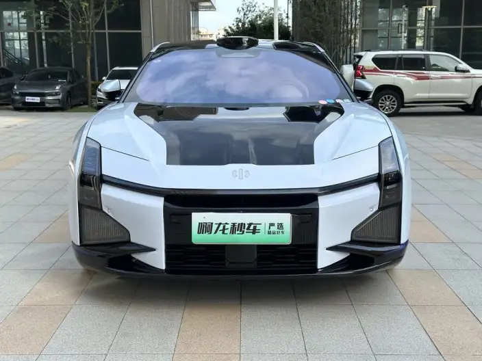 HiPhi Z 2023 Model 5 seat Edition