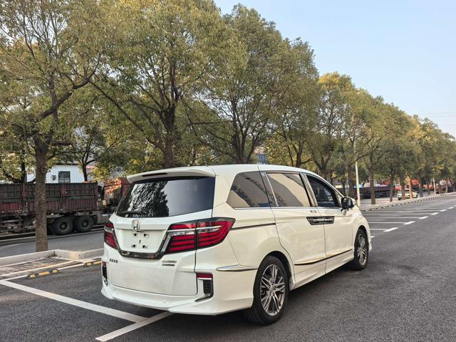 Honda Elysion 2019 2.0L Sharp Hybrid Luxury – фото 8