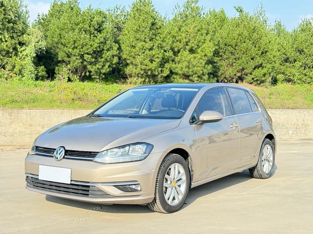 Volkswagen Gol f Модель 2019 года 1.6L автоматическое Com f ort National V – фото 1