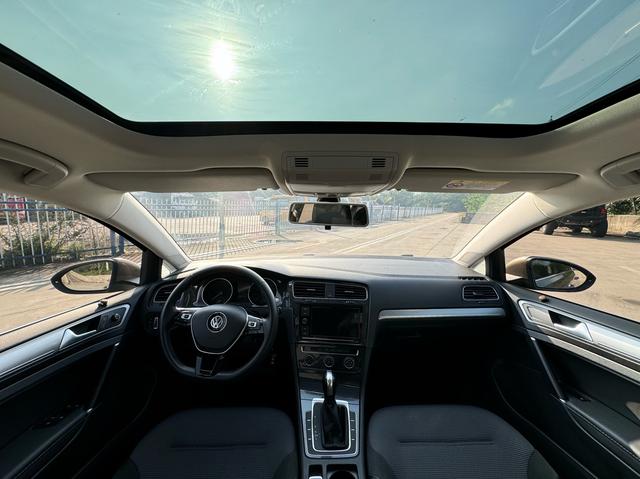 Volkswagen Gol f Модель 2019 года 1.6L автоматическое Com f ort National V – фото 4