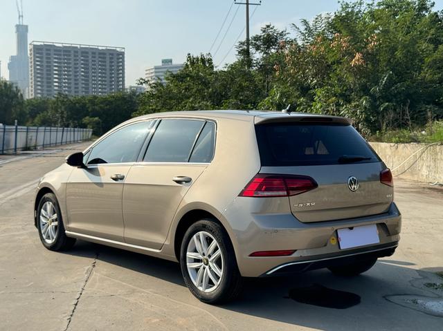 Volkswagen Gol f Модель 2019 года 1.6L автоматическое Com f ort National V – фото 7