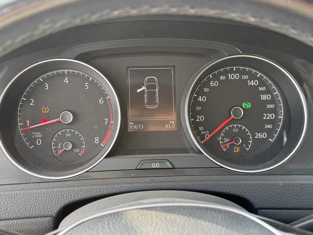 Volkswagen Golf 2018 230 TSI Automatic Comfort – фото 5