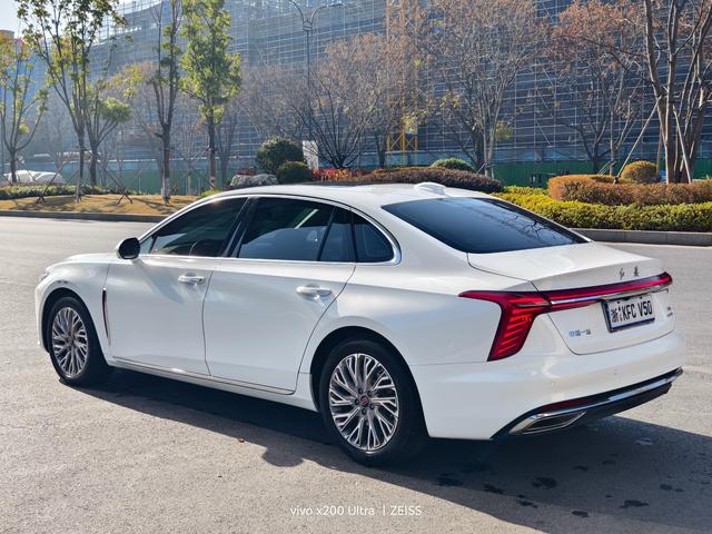 Hongqi H5 2023 2.0T Automatic Smart Connect Flag Smooth – фото 10