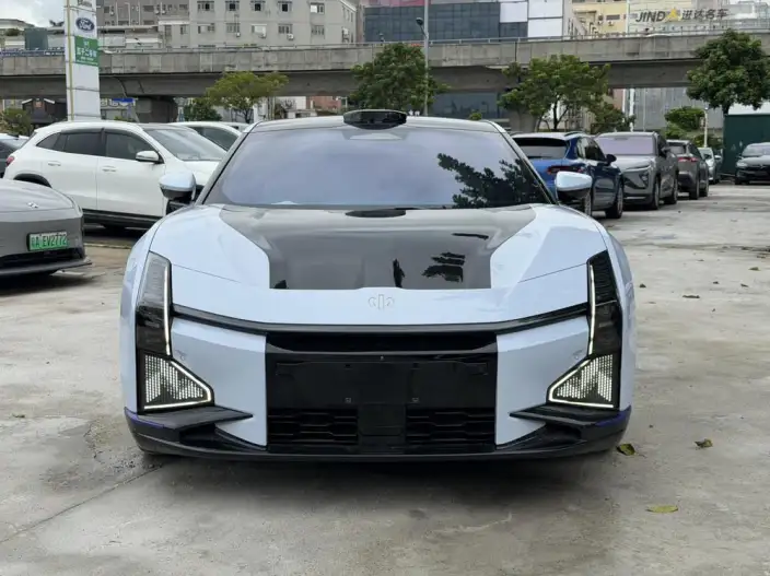 HiPhi Z 2023 Model 4 seat Edition