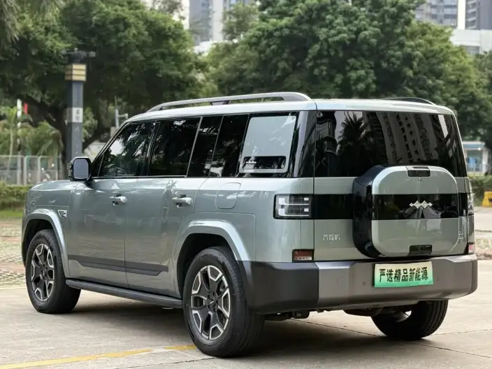 Titan 7 PHEV 2025 Model 200KM 2WD Max Edition