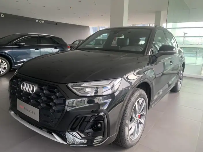 Audi Q5L 2025 Model 40TFSI Luxury Dynamic Model