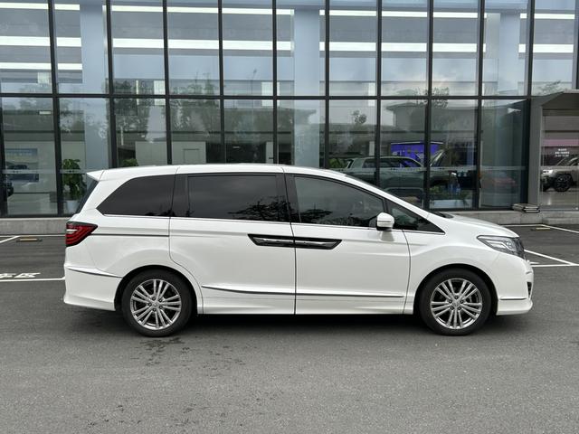 Honda Elysion 2016 2.4L Style – фото 4