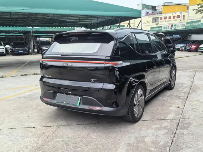 Hechuang Z03 2022 Model 620 Trendy Cool Edition 76.8kWh
