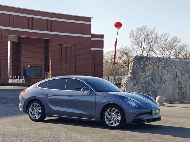ORA Lightning Cat 2022 555km Premium – фото 5