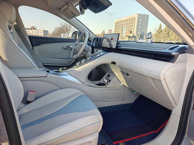 ORA Lightning Cat 2022 555km Premium – фото 9