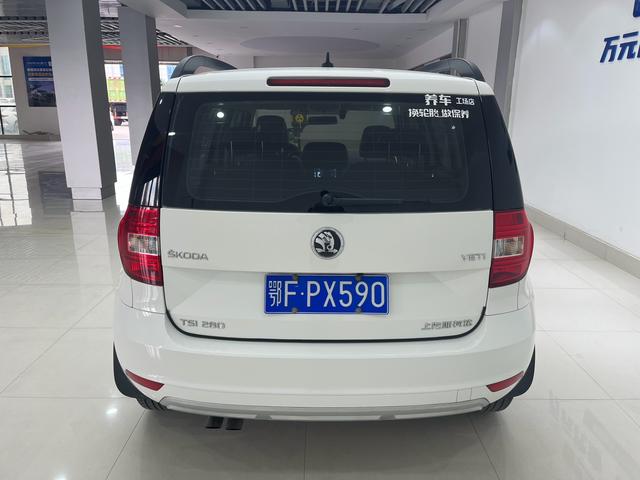 Skoda Yeti 2017 TSI280 DSG Forward – фото 10