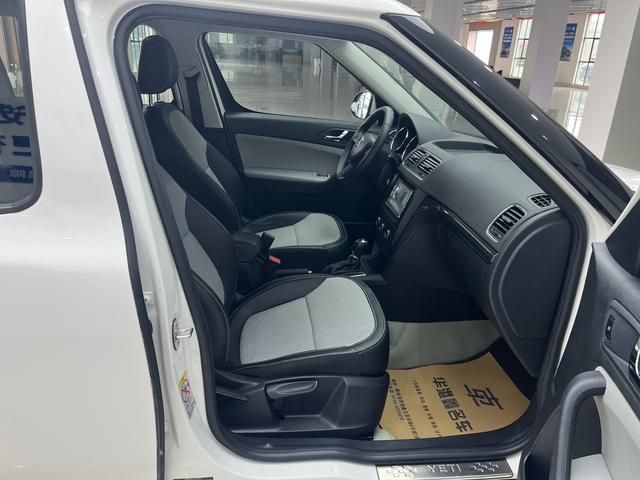 Skoda Yeti 2017 TSI280 DSG Forward – фото 12