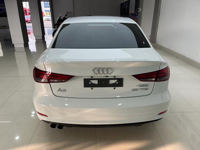 Audi A3 2016 модификация Limousine 35 TFSI Dynamic – фото 10