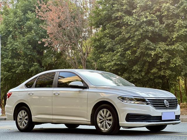 Volkswagen Lavida 2019 1.5L Automatic Style China VI – фото 3