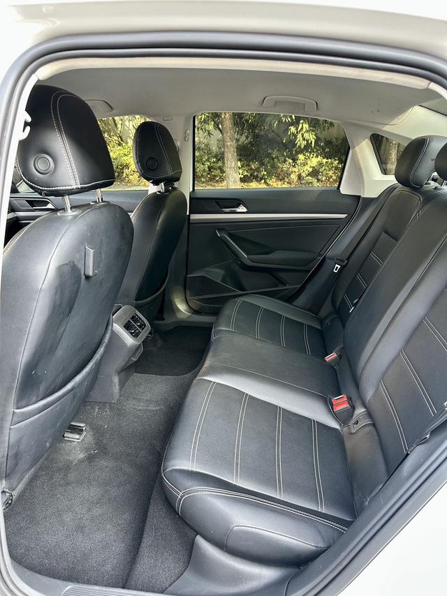 Volkswagen Lavida 2019 1.5L Automatic Style China VI – фото 11
