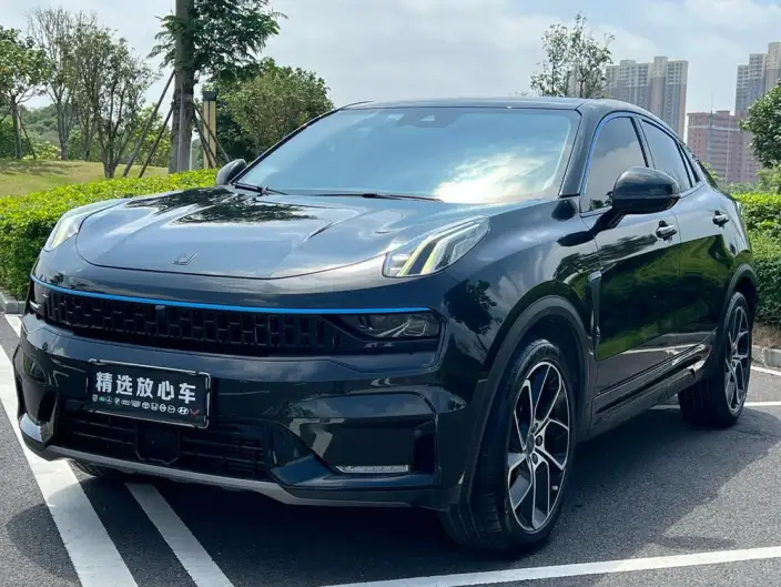 Lynk & Co 05 2022 Model 2.0TD 2WD Shine Halo
