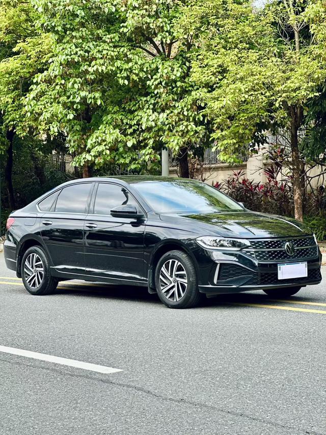 Volkswagen Lavida 2023 300TSI DSG Star Winged Edition – фото 3