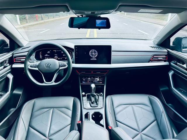 Volkswagen Lavida 2023 300TSI DSG Star Winged Edition – фото 6