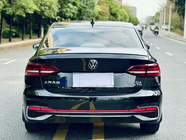 Volkswagen Lavida 2023 300TSI DSG Star Winged Edition – фото 8