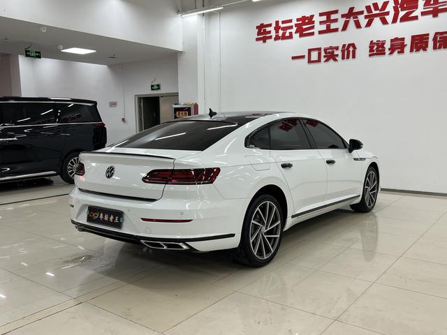 Volkswagen CC 2023 330TSI Dazzle Edition – фото 6