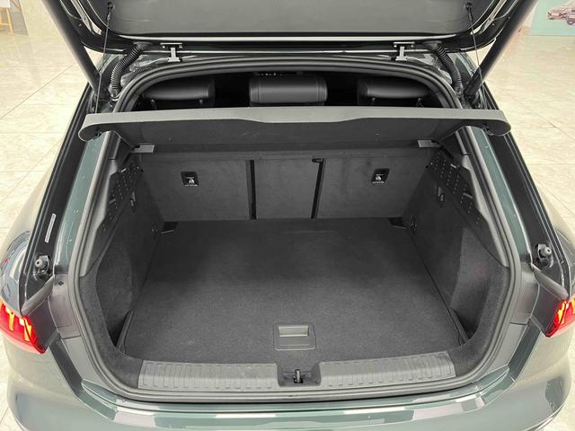Audi A3 2022 Sportback 35 TFSI Stylish Sportback – фото 16