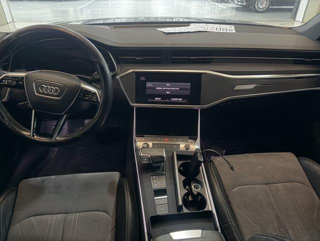Audi A6L 2022 40 TFSI Luxury Sport – фото 5