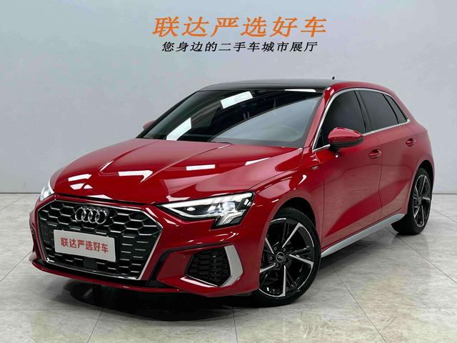 Audi A3 2022 Sportback 35 TFSI Stylish Sportback – фото 1