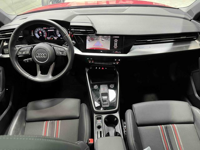 Audi A3 2022 Sportback 35 TFSI Stylish Sportback – фото 2