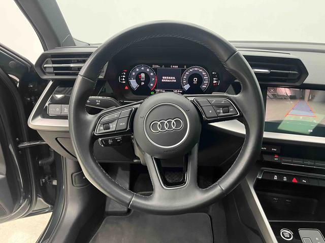 Audi A3 2024 A3L Limousine 35 TFSI Stylish Elegance – фото 3