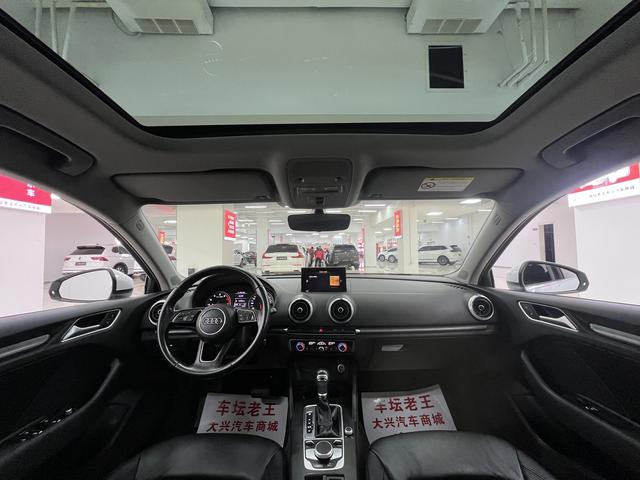 Audi A3 Модель 2018 года 30 Anniversary Nian тип Limousine 40 TFSI Fashion тип – фото 5
