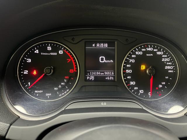 Audi A3 2018 30th Anniversary Limousine 35 TFSI Sport – фото 8