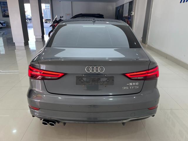 Audi A3 2018 30th Anniversary Limousine 35 TFSI Sport – фото 10