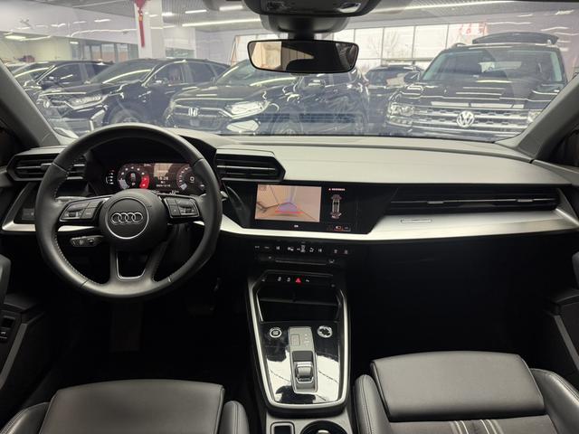 Audi A3 2022 Sportback 35 TFSI Stylish Sportback – фото 8