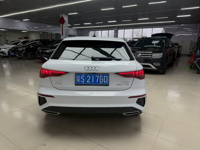 Audi A3 2022 Sportback 35 TFSI Stylish Sportback – фото 10