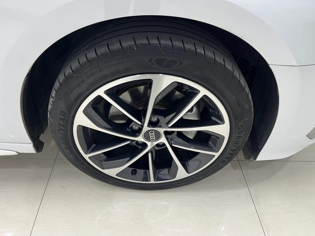 Audi A3 2023 Modi f ied Sportback 35 TFSI Enterprising Sport – фото 14