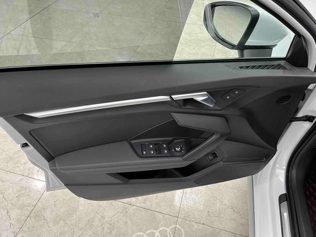 Audi A3 2022 Sportback 35 TFSI Stylish Sportback – фото 10