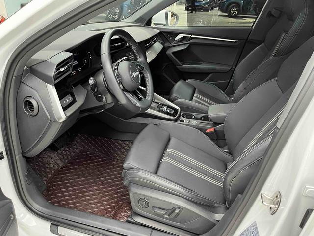 Audi A3 2022 Sportback 35 TFSI Stylish Sportback – фото 11
