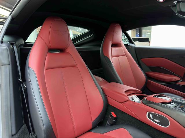 Vantage 2023 4.0T V8 Coupe – фото 3