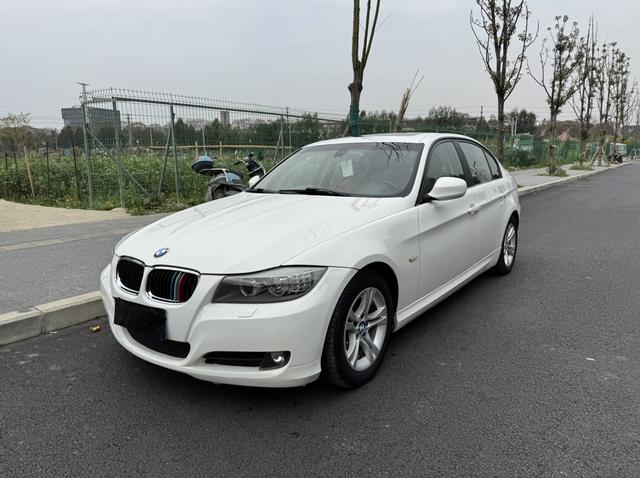 BMW 3 Series 2010 модификация 320i Fashion – фото 1