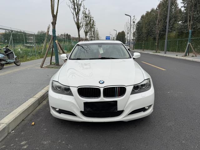 BMW 3 Series 2010 модификация 320i Fashion – фото 2