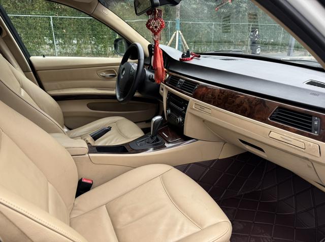 BMW 3 Series 2010 модификация 320i Fashion – фото 10