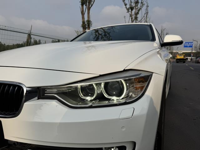 BMW 3 Series 2013 модификация комплектация 320Li Luxury Design Set – фото 3