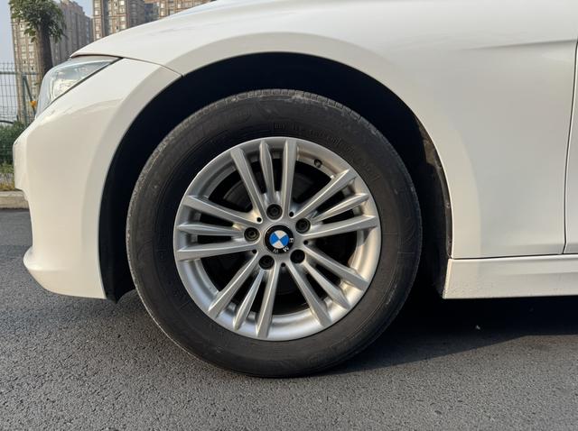 BMW 3 Series 2013 модификация комплектация 320Li Luxury Design Set – фото 4