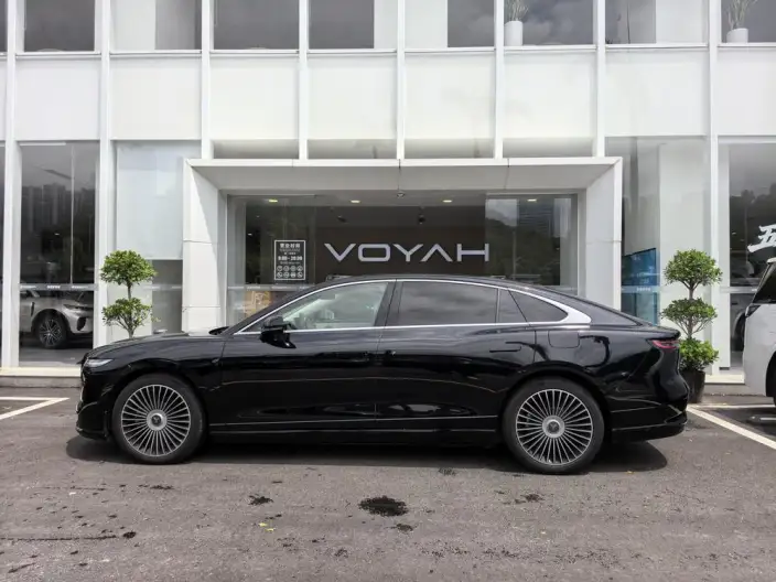 Voyah Pursuit L 2026 Model 4WD Ultra