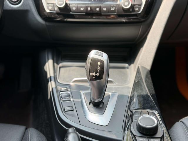 BMW 3 Series 2018 320Li Style – фото 7