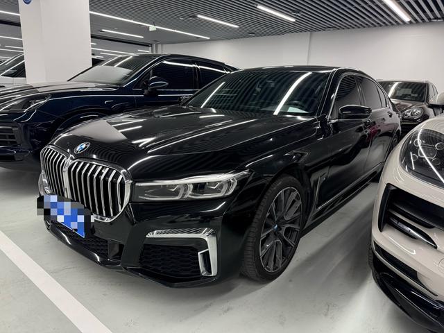 BMW 7 Series Модель 2019 года 740Li Leading M Sports Set – фото 1