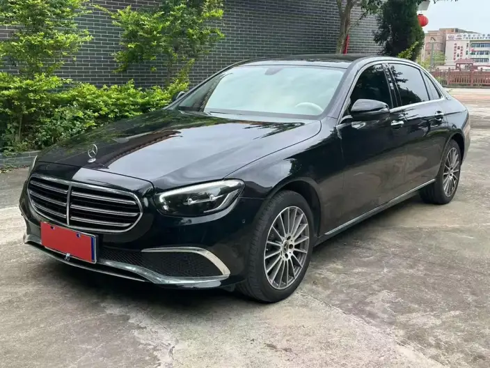 Mercedes-Benz E-Class 2022 Model E 260 L sedan