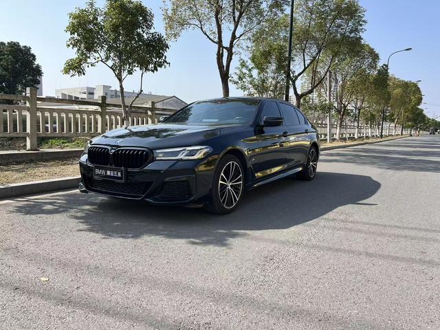 BMW 5 Series 2023 Modi f ied 530Li Lead M Sport Package – фото 1