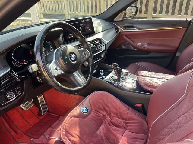 BMW 5 Series 2023 Modi f ied 530Li Lead M Sport Package – фото 4