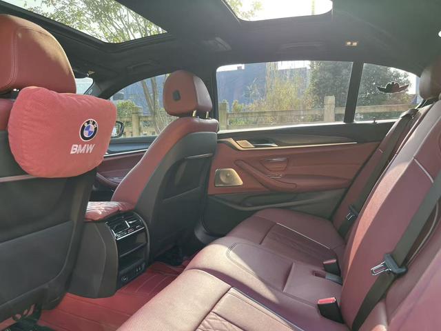 BMW 5 Series 2023 Modi f ied 530Li Lead M Sport Package – фото 5